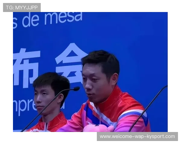 乒乓球老将情怀回归，观众为其动情送上掌声