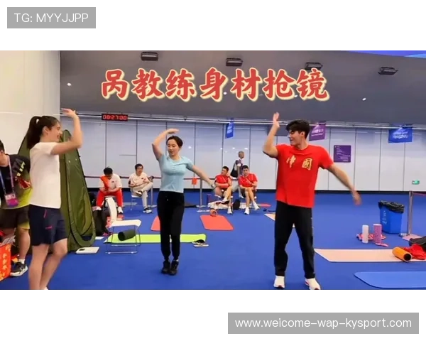 国际花样游泳编舞导师驻馆:名师带动本地编排水平提升,国家花样游泳教练